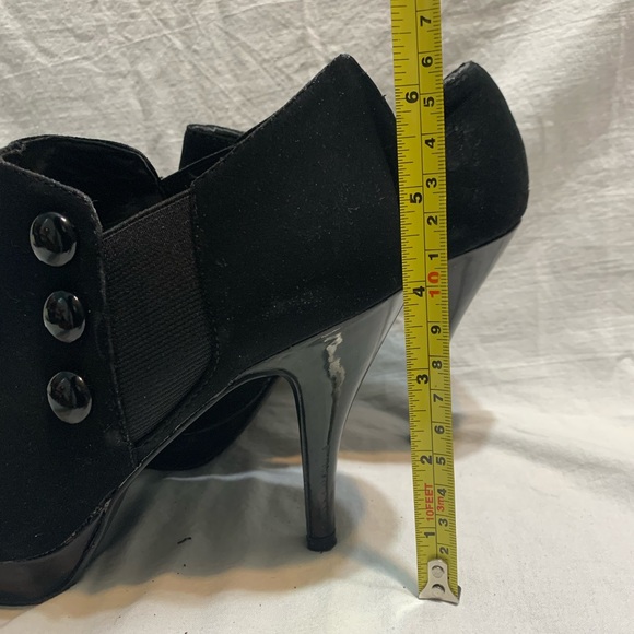 Heeled booties - Picture 8 of 8